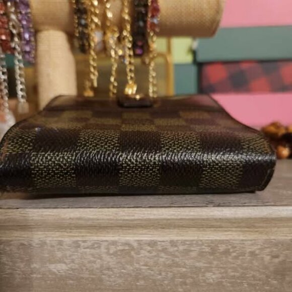 Louis Vuitton Vintage Zippy Wallet 2009 Collection - Picture 4 of 9